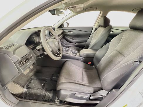 Used 2023 Honda Accord LX image 19