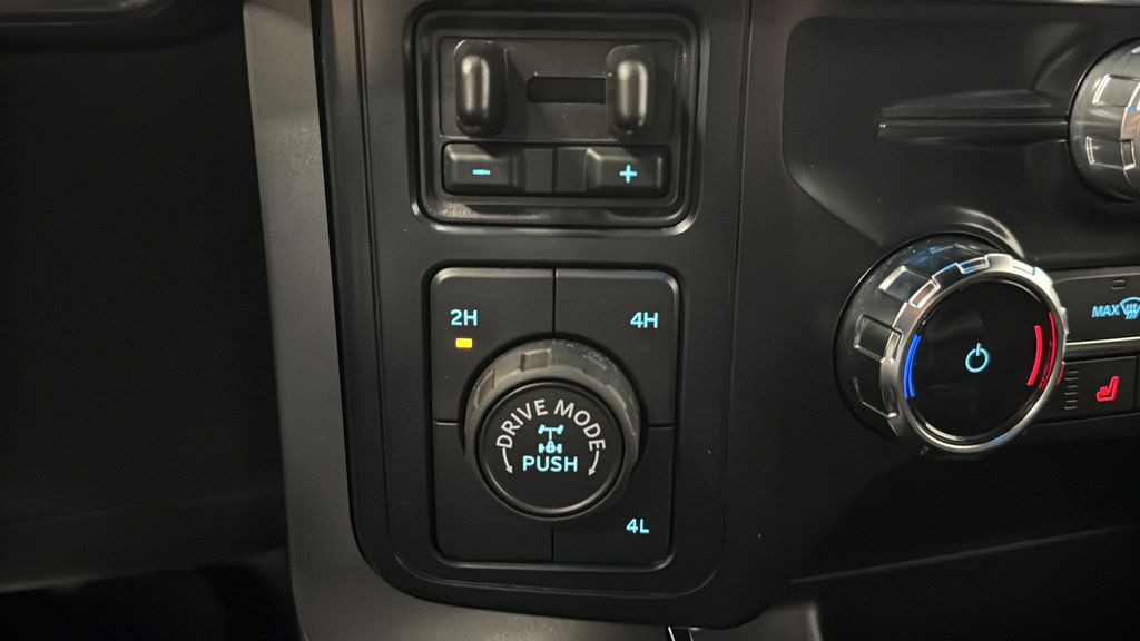 Used 2025 Ford F150 XLT w/ Equipment Group 302A MID AWD/4WD image 35