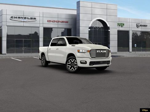 New 2026 RAM 1500 Laramie w/ Laramie Southwest Edition AWD/4WD image 39