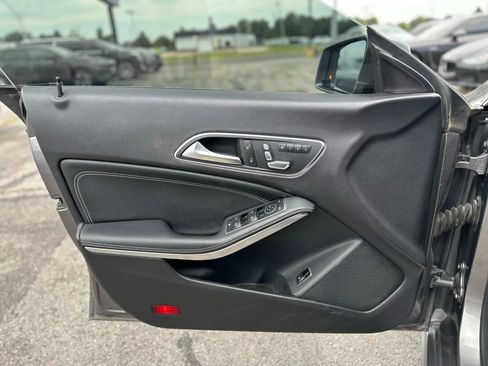 Used 2018 Mercedes-Benz CLA 250 image 19