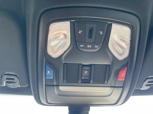 Used 2023 RAM 1500 Big Horn AWD/4WD image 19