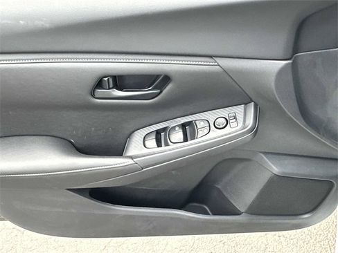 New 2025 Nissan Sentra S image 8