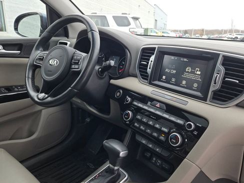 Used 2018 Kia Sportage EX w/ EX Premium Package image 7