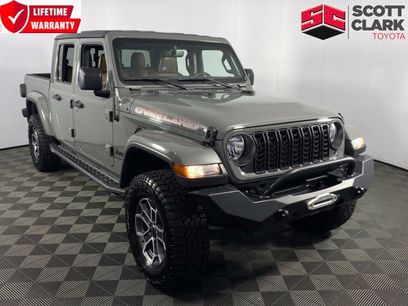 Used 2021 Jeep Gladiator Overland w/ Popular Equipment Package
