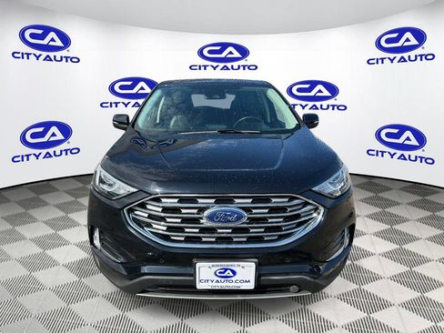 Used 2022 Ford Edge Titanium AWD/4WD image 10