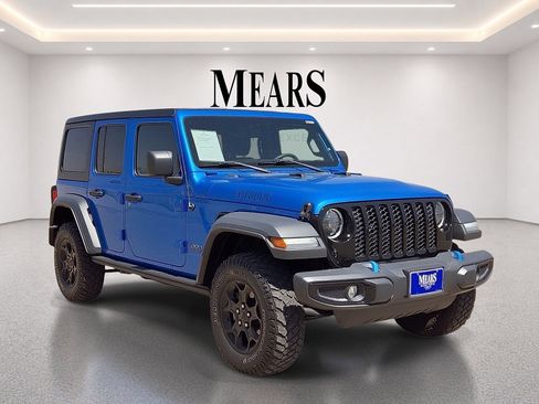 Used 2023 Jeep Wrangler Unlimited w/ 8.4" Radio Group AWD/4WD image 7
