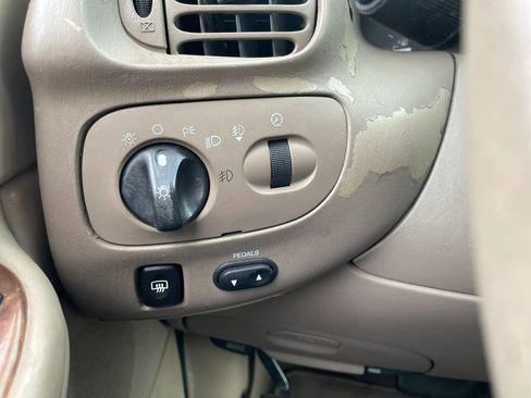 Used 2001 Lincoln Navigator 4WD image 16