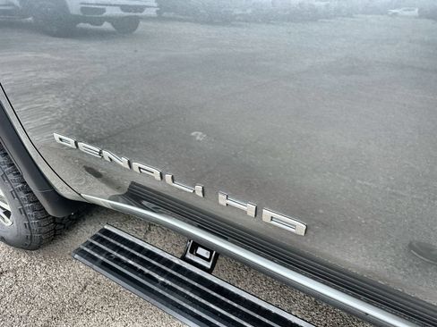 New 2026 GMC Sierra 2500 Denali Ultimate AWD/4WD image 14