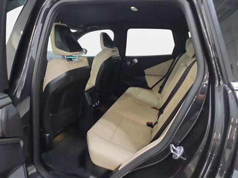 Used 2026 BMW X3 xDrive30i w/ Convenience Package AWD/4WD image 10