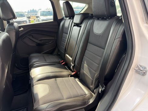 Used 2014 Ford Escape Titanium w/ Equipment Group 401A AWD/4WD image 35