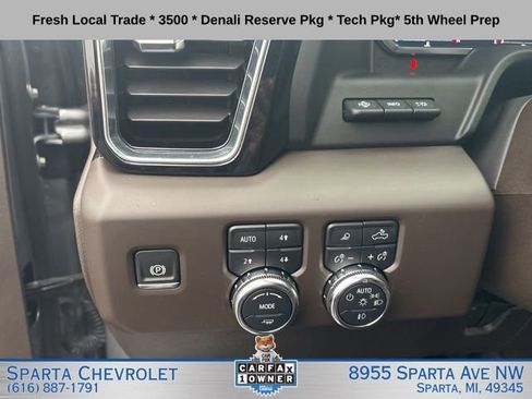 Used 2025 GMC Sierra 3500 Denali w/ Denali Reserve Package AWD/4WD image 12