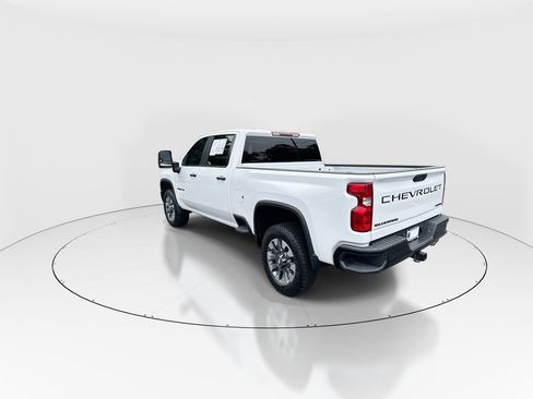 Used 2024 Chevrolet Silverado 2500 Custom w/ Custom Convenience Package RWD image 6