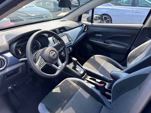 Certified 2025 Nissan Versa SV w/ Trunk Package FWD image 7