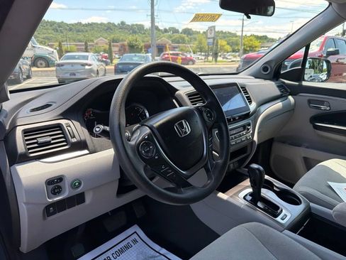 Used 2016 Honda Pilot EX image 17