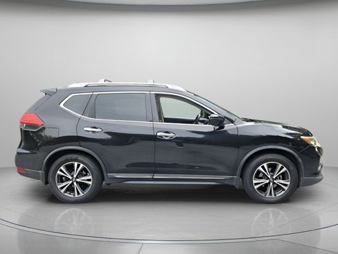 Used 2017 Nissan Rogue SL w/ SL Premium Package FWD image 6