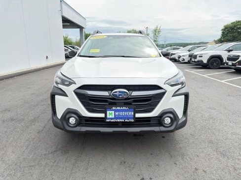 Certified 2025 Subaru Outback Premium AWD/4WD image 3
