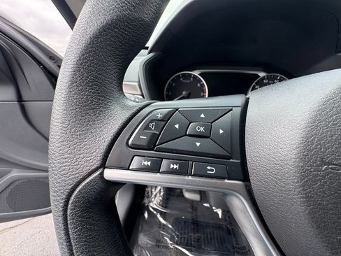 Used 2024 Nissan Altima 2.5 SV FWD image 21