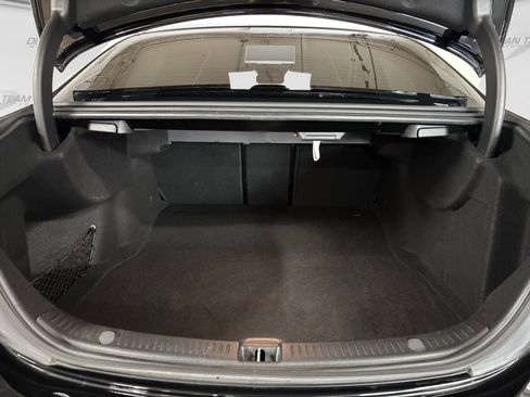 Used 2023 Mercedes-Benz E 350 4MATIC Sedan image 6