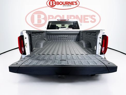 Used 2021 GMC Sierra 2500 AT4 w/ Snow Plow Prep/Camper Package AWD/4WD image 25