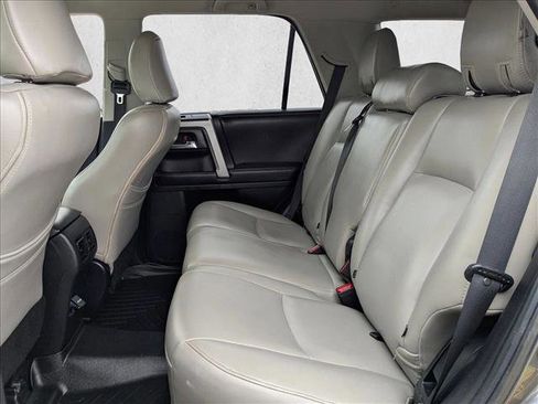 Used 2016 Toyota 4Runner SR5 image 20