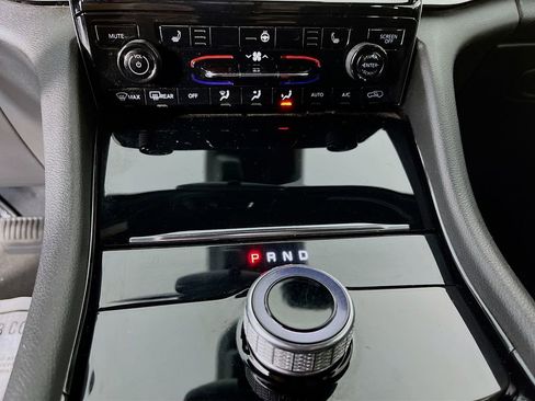 Used 2023 Jeep Grand Cherokee L Laredo AWD/4WD image 23