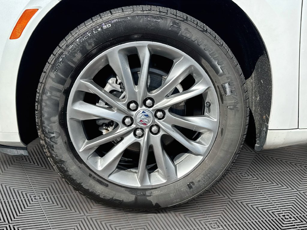Used 2023 Buick Enclave Avenir w/ Trailering Package, 5000 lbs. AWD/4WD image 30