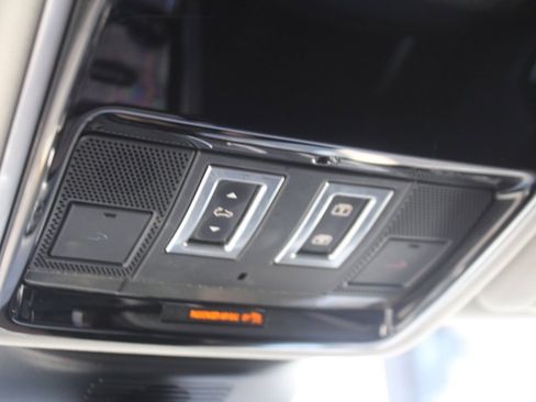 Used 2021 Land Rover Range Rover Westminster Edition image 29