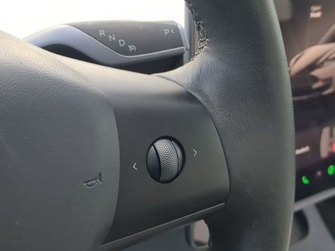 Used 2023 Tesla Model 3 Performance image 27