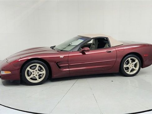 Used 2003 Chevrolet Corvette Convertible w/ Preferred Equipment Group1 image 2
