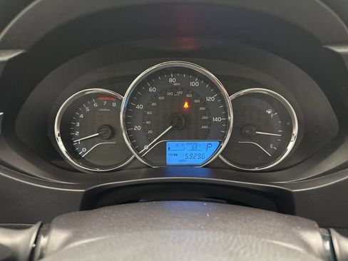 Used 2014 Toyota Corolla LE image 19