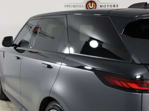 Used 2024 Land Rover Range Rover Sport SE AWD/4WD image 45