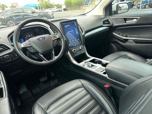 Certified 2022 Ford Edge SEL w/ Convenience Package AWD/4WD image 17