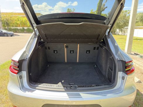 Used 2017 Porsche Macan AWD/4WD image 21