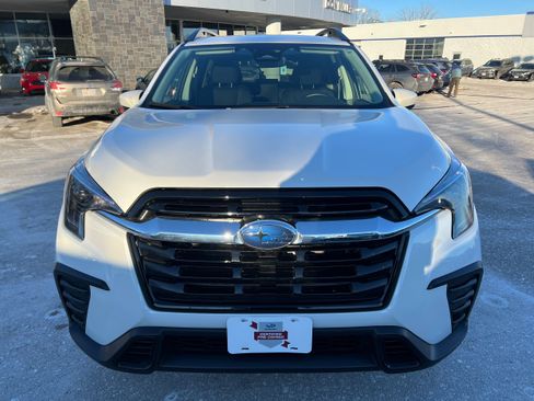 Certified 2025 Subaru Ascent Premium image 2