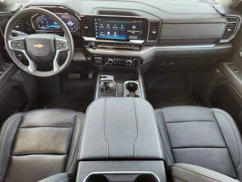 Used 2024 Chevrolet Silverado 1500 LTZ AWD/4WD image 23