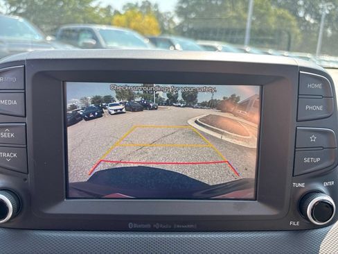 Used 2021 Hyundai Kona SEL AWD/4WD image 12