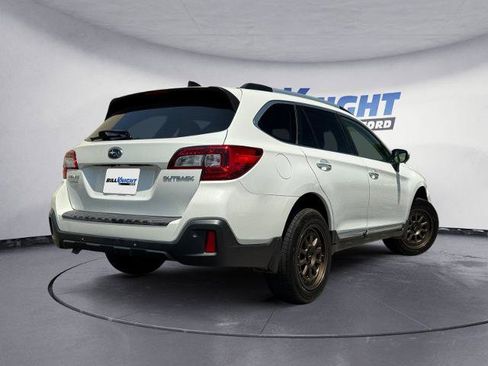 Used 2019 Subaru Outback 2.5i Touring AWD/4WD image 5
