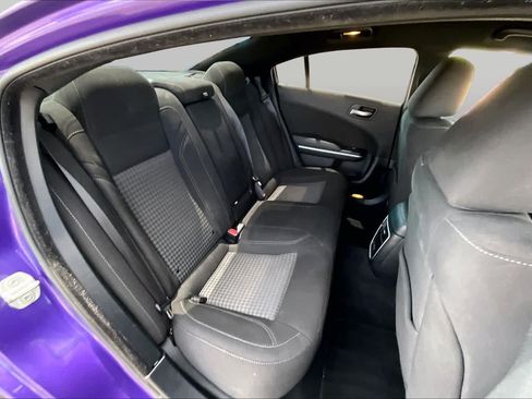 Used 2023 Dodge Charger SXT RWD image 19