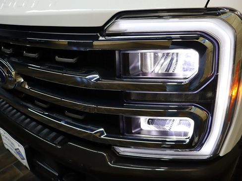 Used 2025 Ford F250 King Ranch image 13