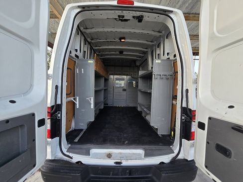 Used 2016 Nissan NV 2500 SV w/ Technology Package image 22