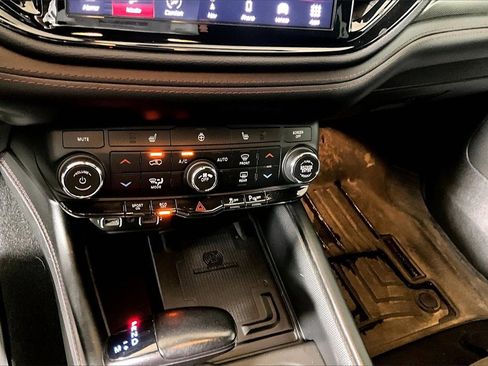 Used 2021 Dodge Durango R/T w/ Blacktop Package image 26