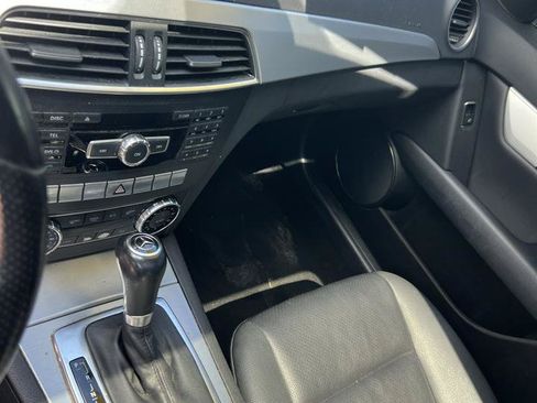 Used 2013 Mercedes-Benz C 250 Sedan image 13