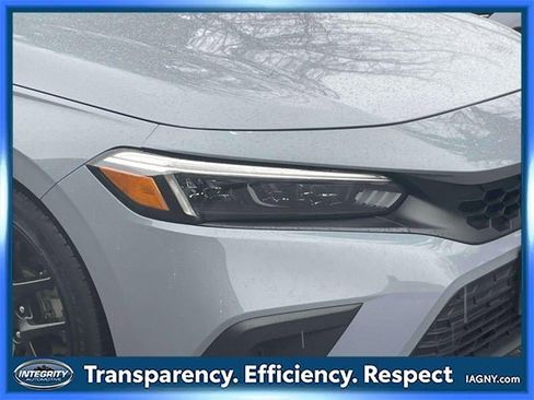 Used 2024 Honda Civic Si image 9