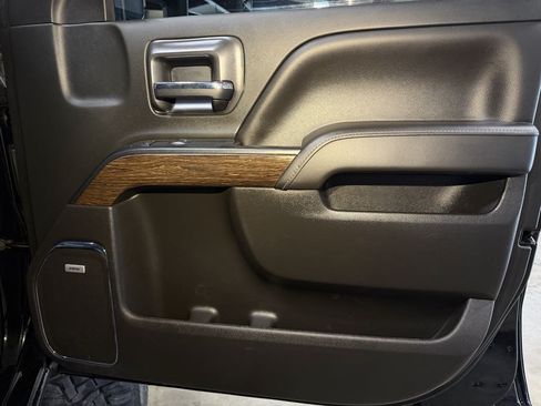 Used 2018 GMC Sierra 3500 Denali w/ Duramax Plus Package AWD/4WD image 19