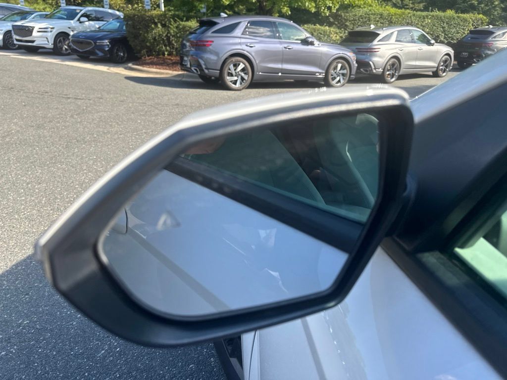 Used 2024 Hyundai Kona SEL FWD image 25