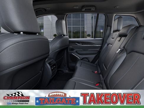 New 2026 Jeep Grand Cherokee Limited w/ Limited Altitude Package AWD/4WD image 23