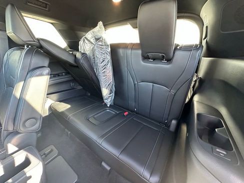 Used 2024 INFINITI QX60 Autograph w/ Cargo Package image 32