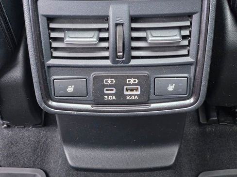 Used 2025 Subaru Forester Touring AWD/4WD image 24