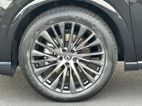 Used 2024 Lexus RX 350 AWD w/ Convenience Package image 32