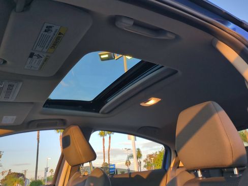 Used 2021 Honda HR-V EX image 18